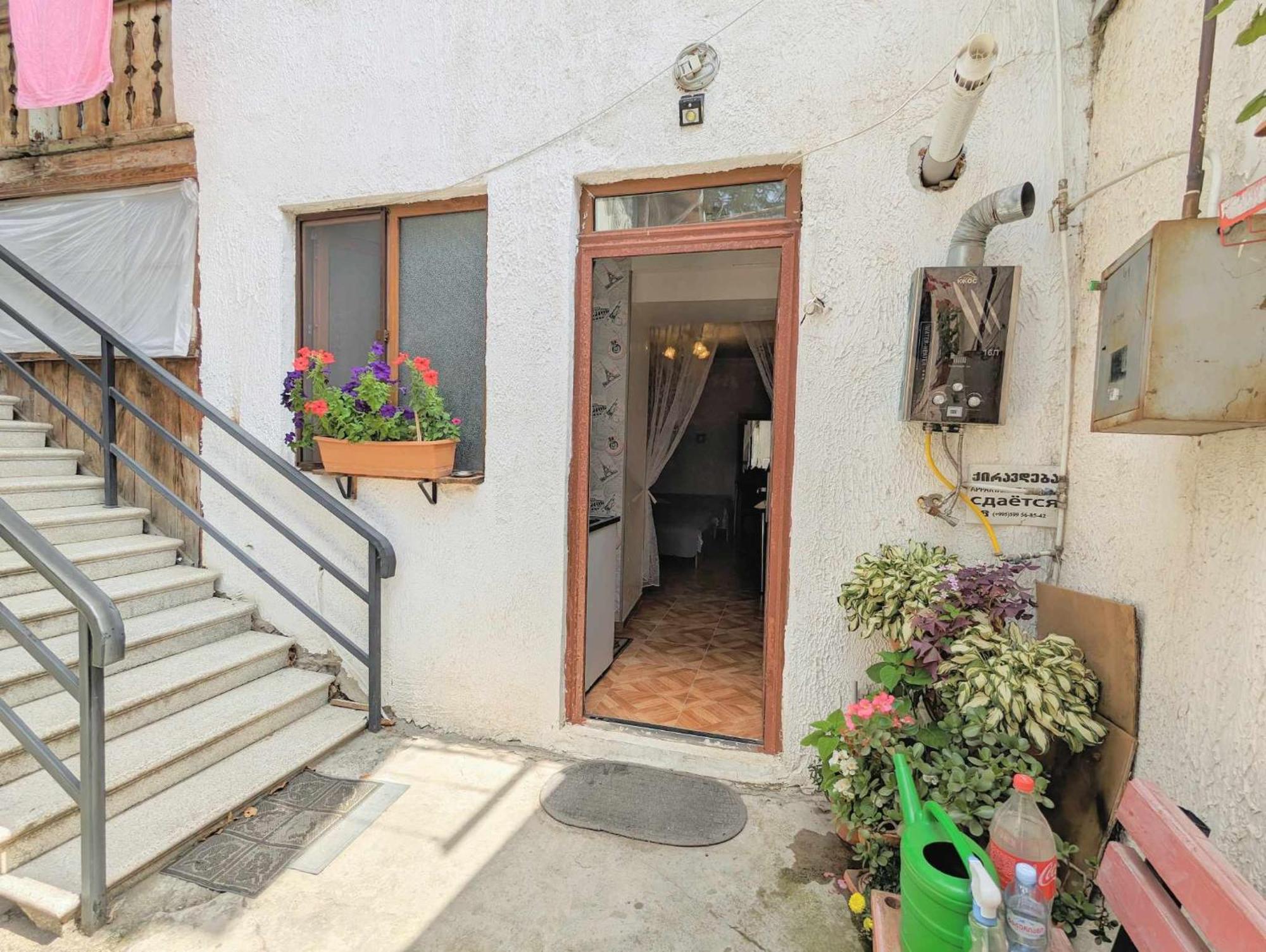 Paata'S Guesthouse 보르조미 외부 사진